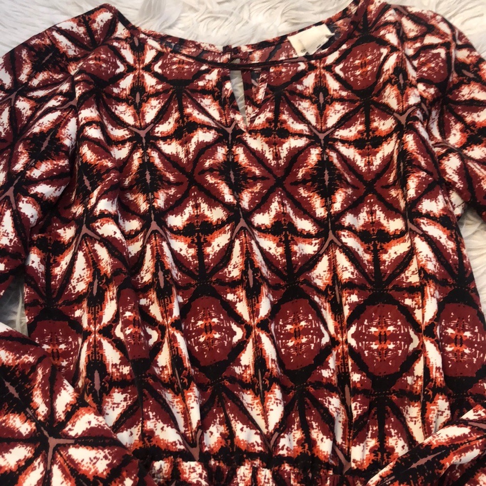 Romper - Picture 2 of 4